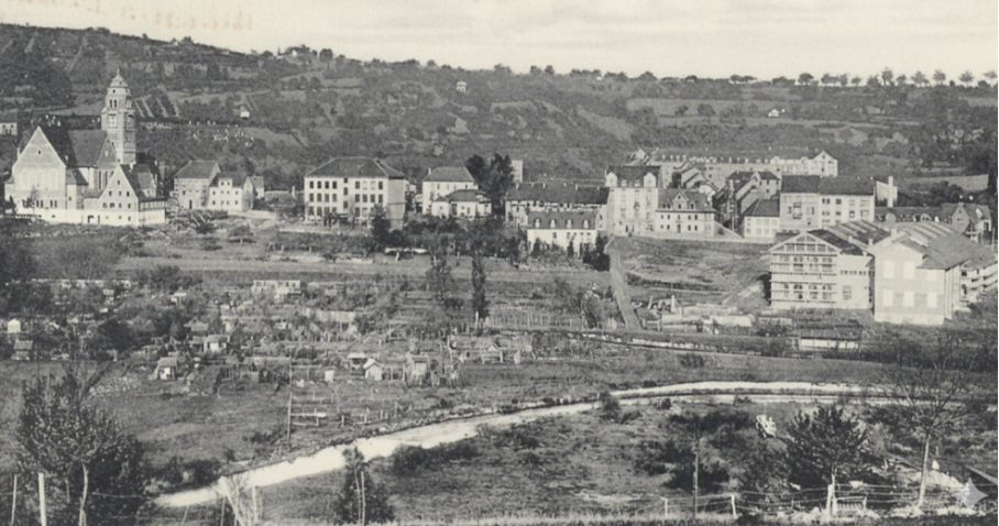 Brötzingen gegen 1905 mit Blick auf Maihälden - historische Panoramaaufnahme